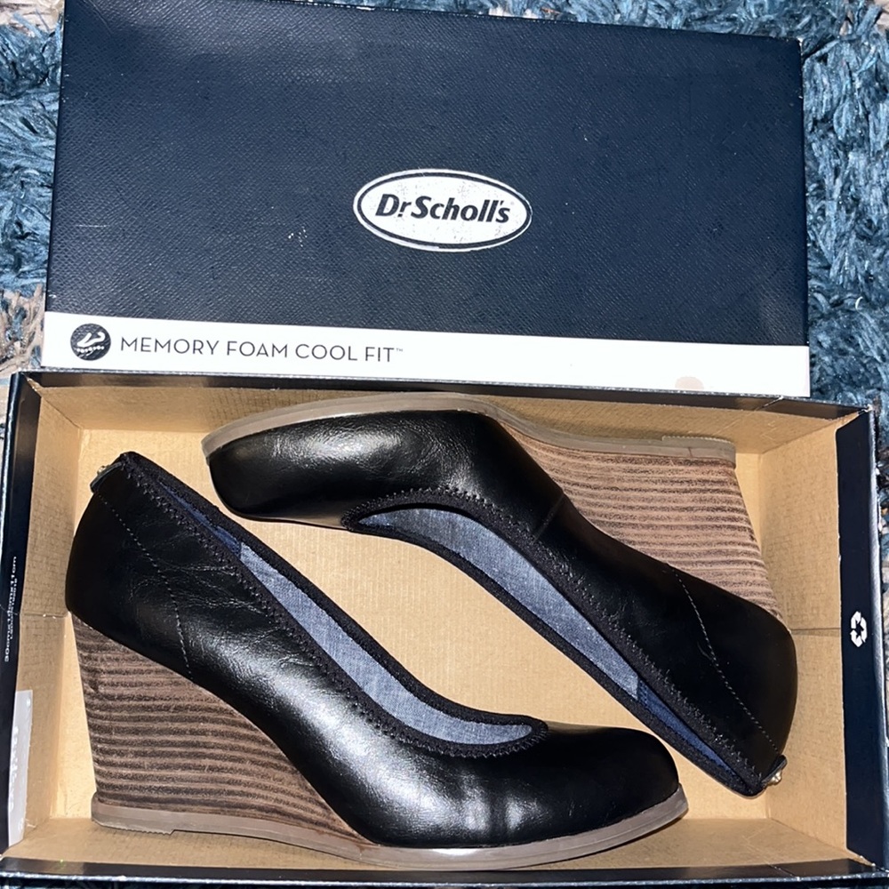 Penelope Black Dr. Scholls wedge heel